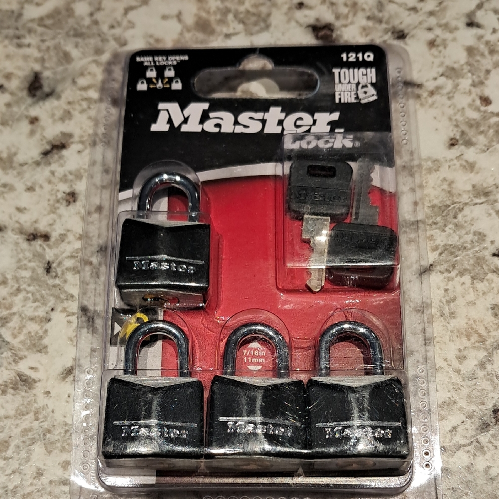 Master Lock Padlock Set with Keys
